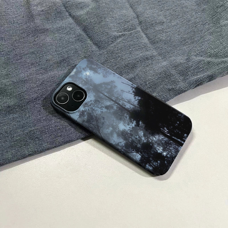 Misty Forest Phone Case – Captivating Nature Silhouette