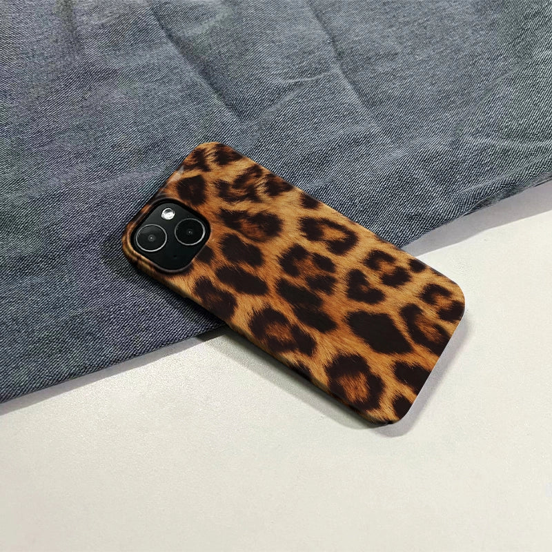 Luxurious Dark Brown Leopard iPhone Case – Sophisticated Style