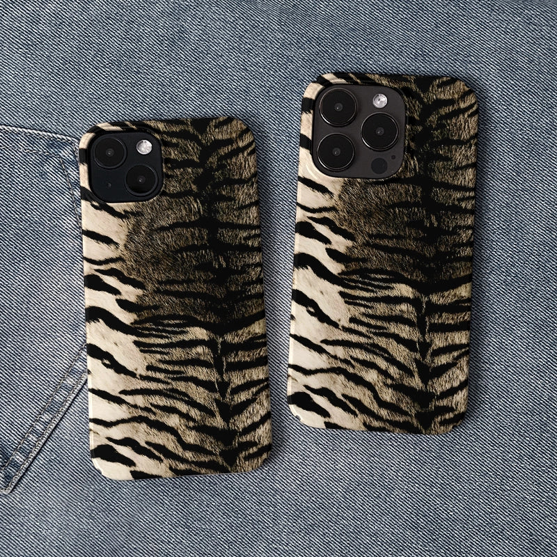 Wild Zebra Print Phone Case – Chic Animal Pattern
