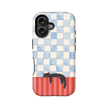 Funda para teléfono con gato colgante y tablero de ajedrez