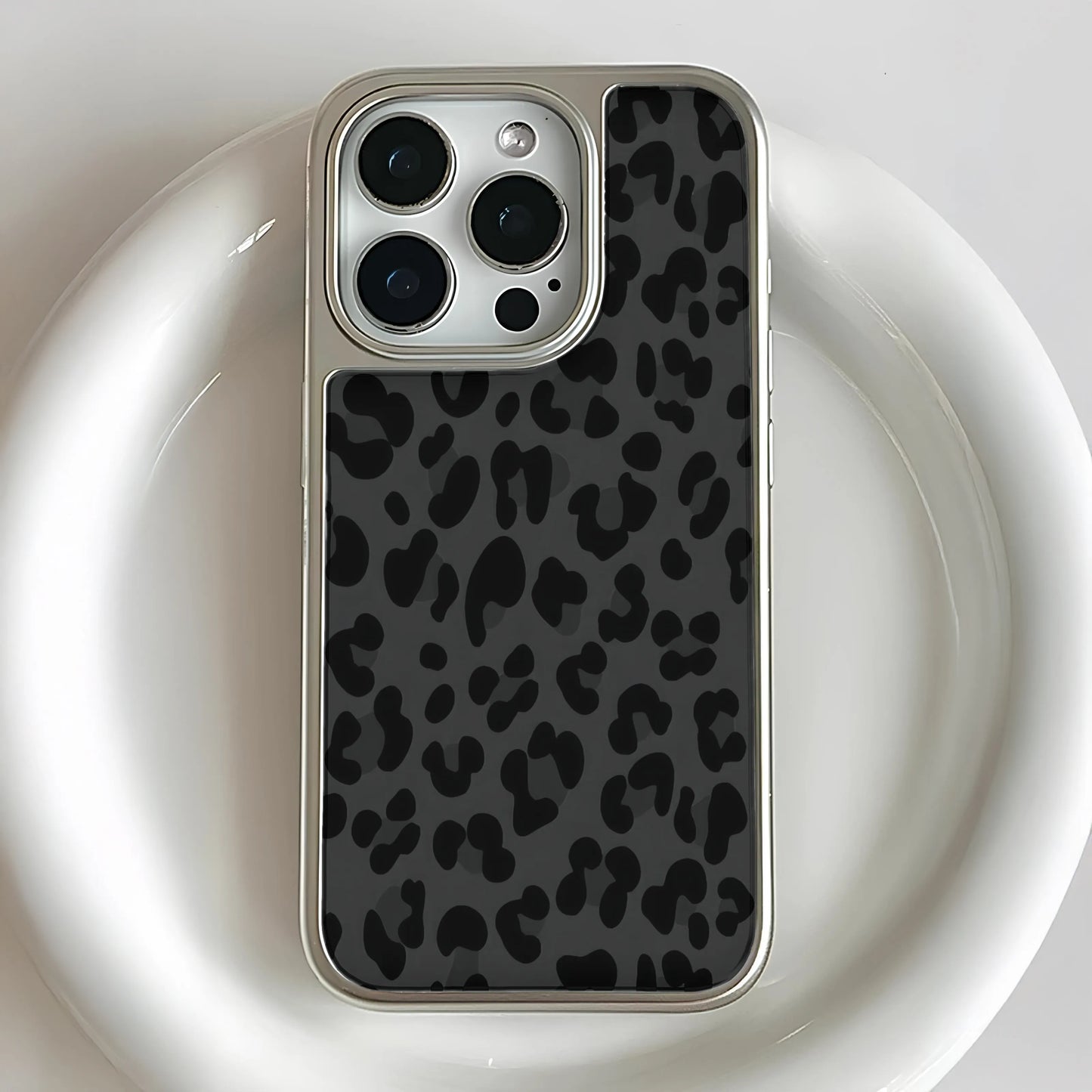 Holographic Chrome Leopard Print Phone Case for iPhone 14 Pro - Stylish and Durable