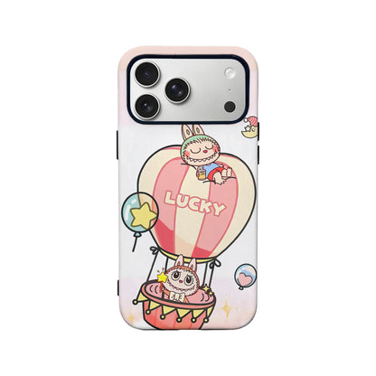 Funda para teléfono Labubu con globo aerostático de la suerte