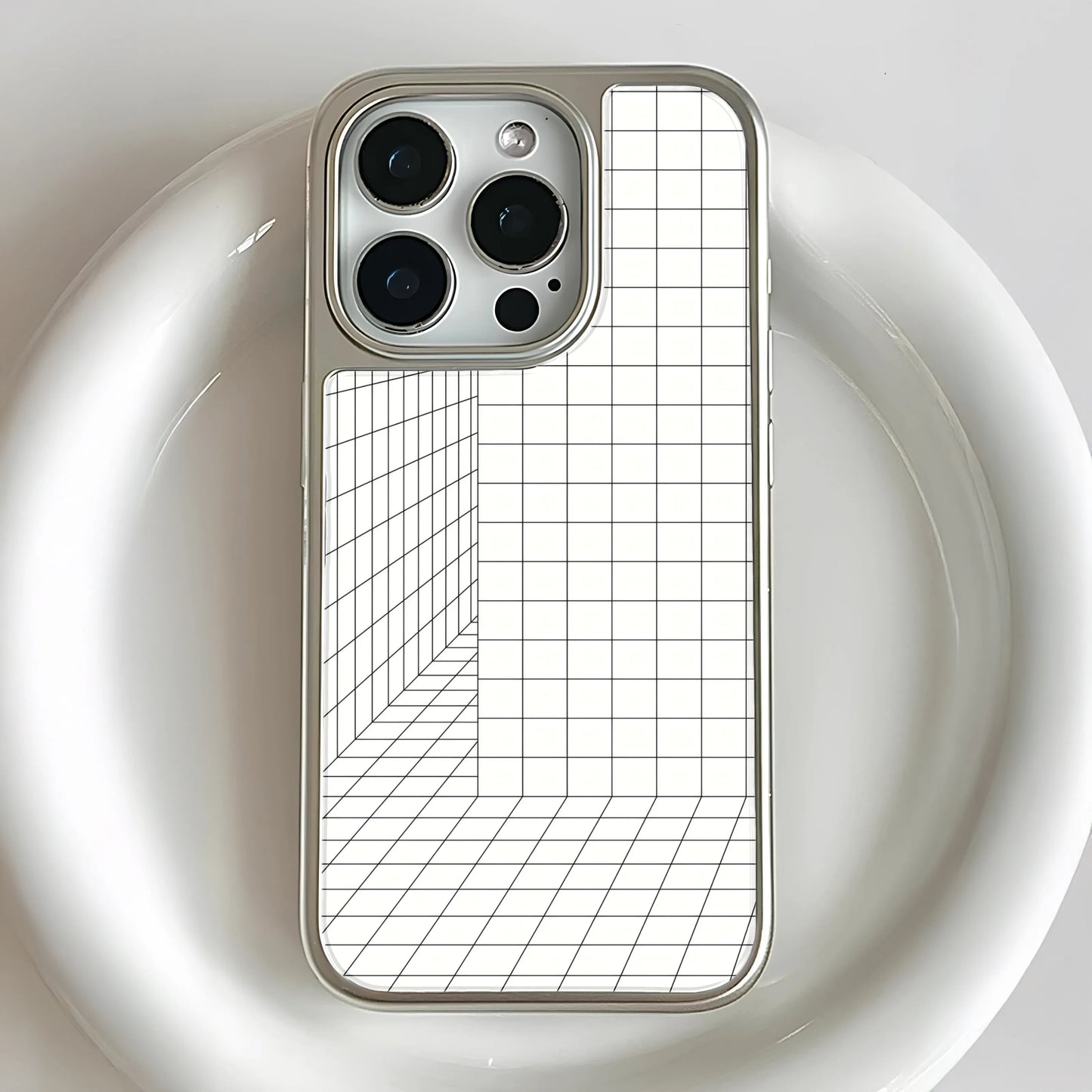 Funda holográfica cromada para iPhone 14 Pro - Diseño de cuadrícula 3D