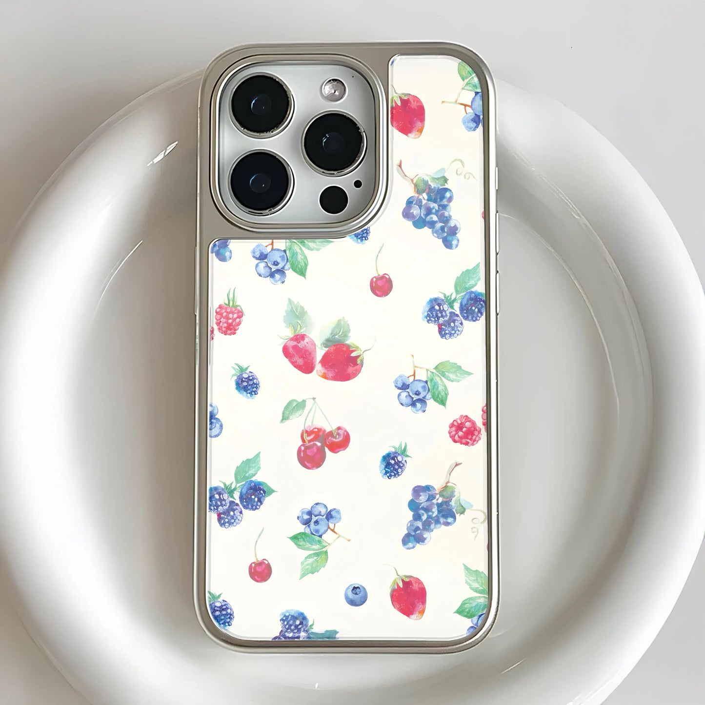 Funda holográfica cromada con diseño de frutas - Diseño de bayas vibrantes